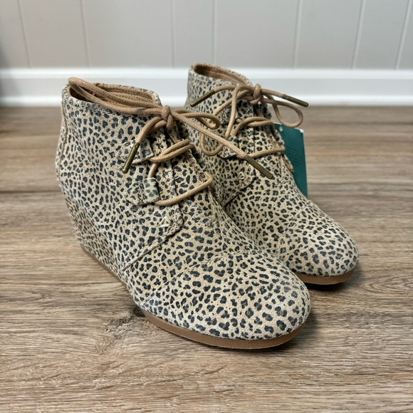 Toms Kala Desert Cheetah Leopard Animal Print Lace Up Wedge Ankle Bootie Boots 6 - Picture 6 of 10